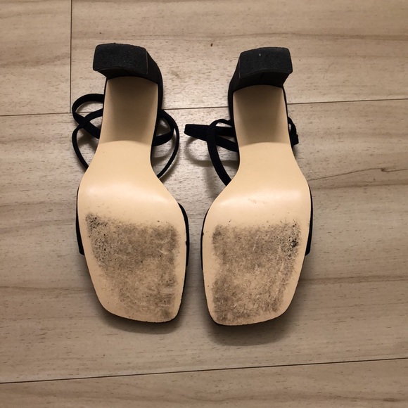 J G Hook  Navy Blue Strappy Block Heels Size: 7.5 - Picture 5 of 9